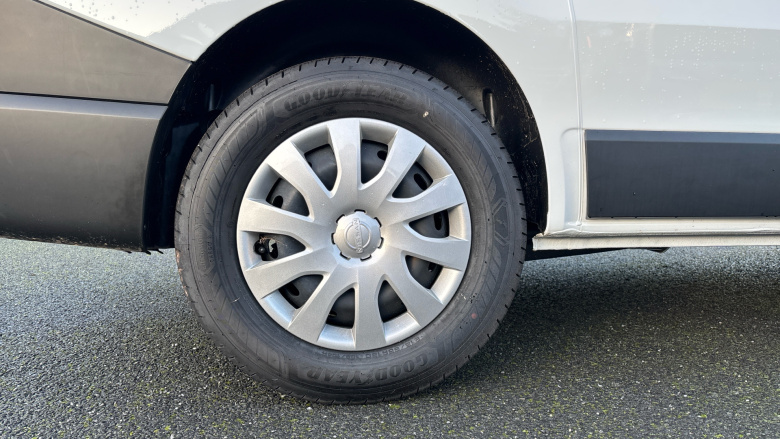 Nissan Primastar 30 L1 Diesel 2.0 dCi 150ps H2 Acenta Van